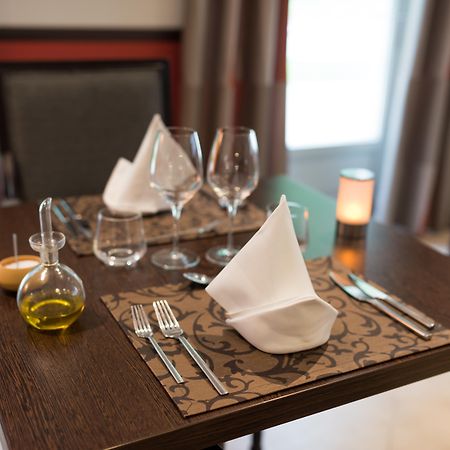Mercure Maintenon Buitenkant foto