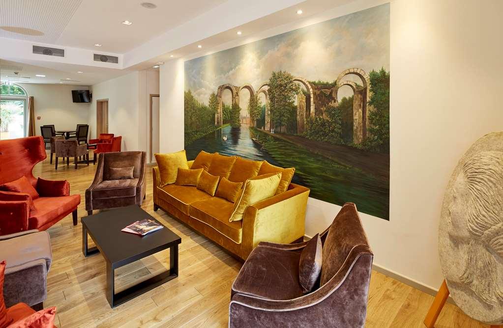 Mercure Maintenon Interieur foto